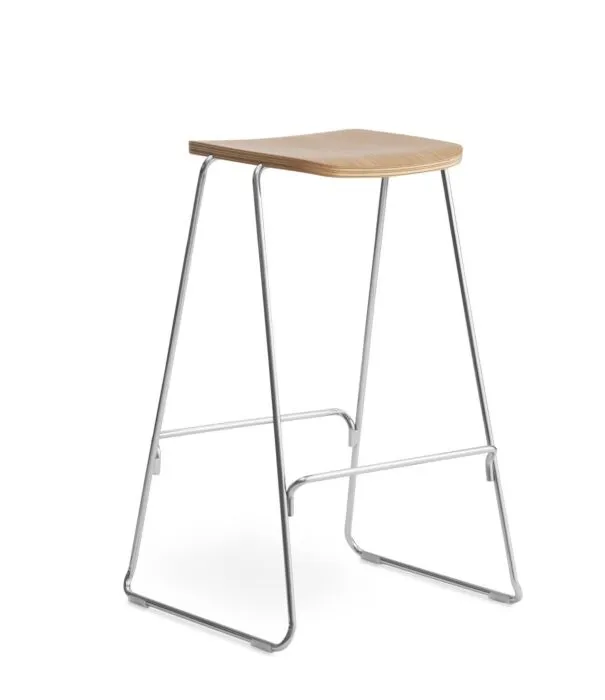 Hoge Kwaliteit Normann Copenhagen Just Barstool zonder rug-Eiken-Zithoogte 75 cm-Chromed