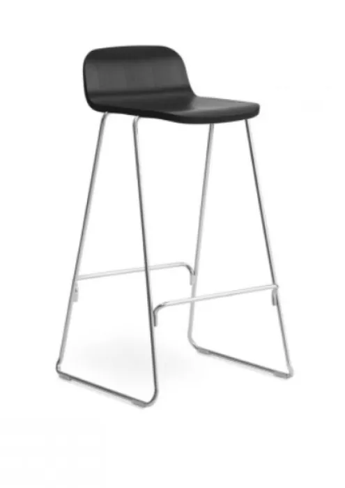Weekendaanbieding Normann Copenhagen Just Barstool chromed onderstel met rug-Black-Zithoogte 75 cm