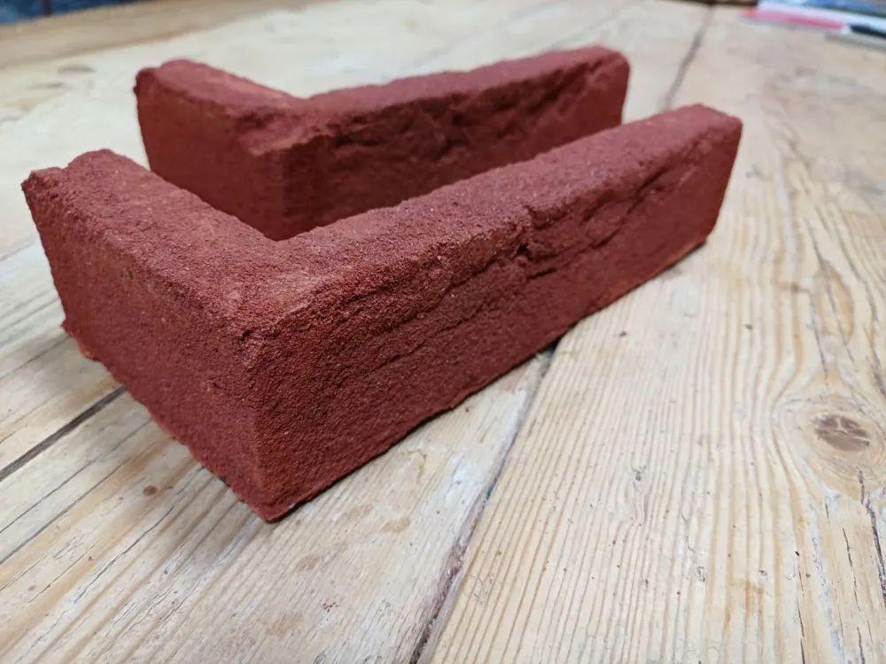 Seizoensaanbieding Steenstrip hoek rood - Geba 042