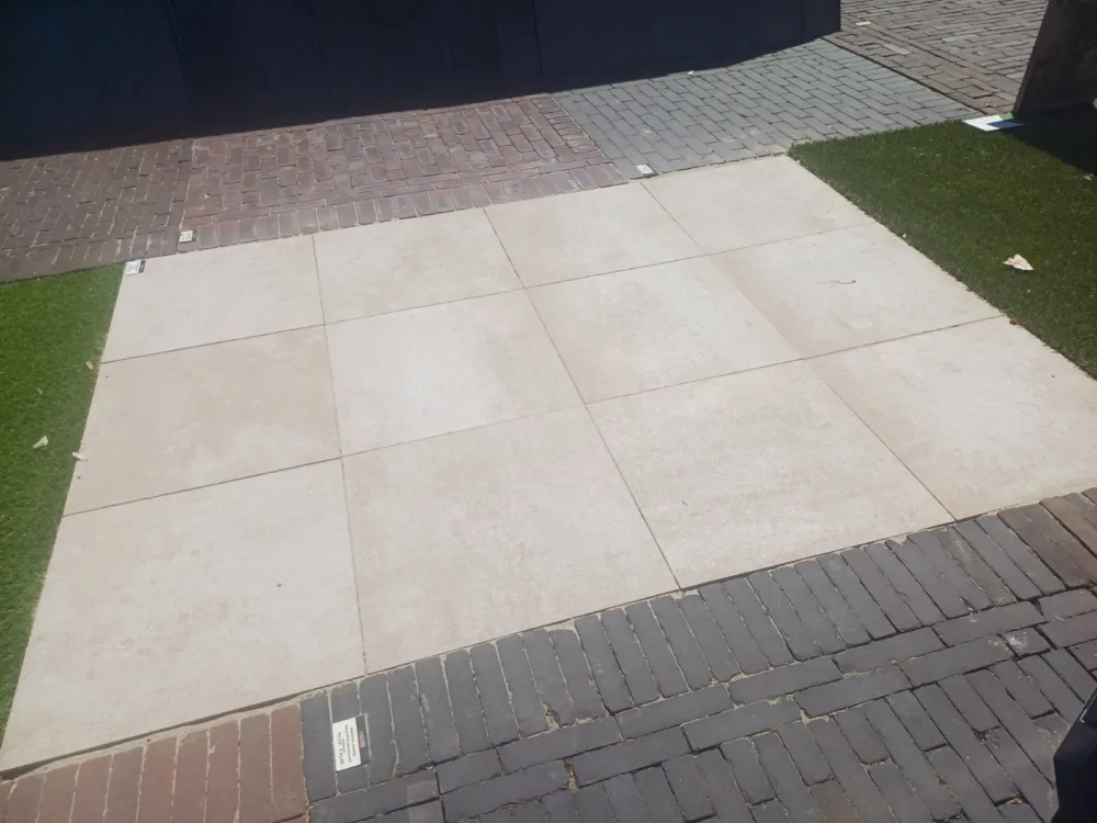 Terrastegel Beige 60x60x4cm beton. Populair