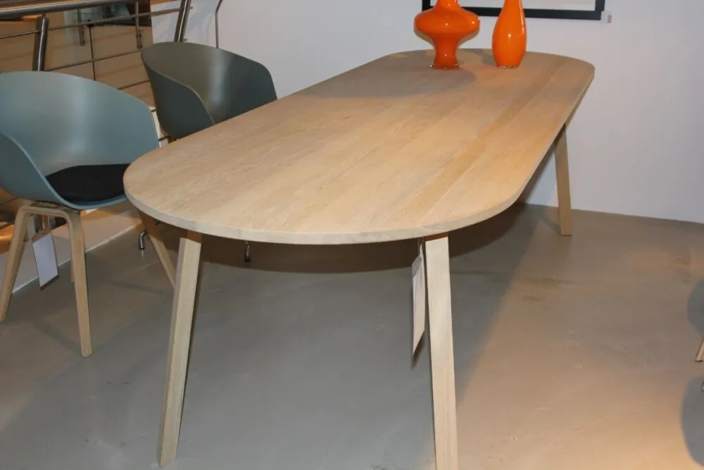 Nu Kopen Hay Triangle leg eetkamertafel OUTLET