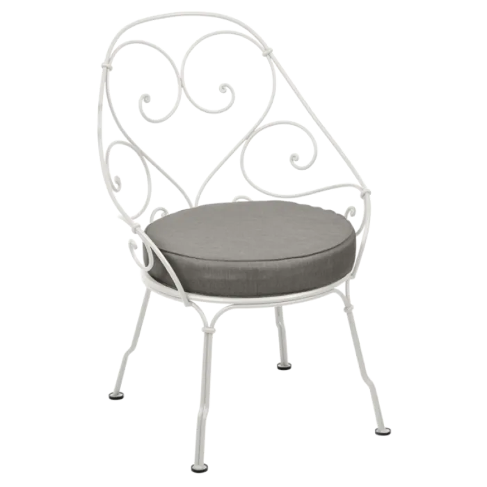 Aanbieding Fermob 1900 fauteuil met grey taupe zitkussen-Clay Grey