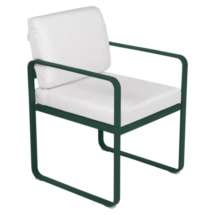 Exclusieve Aanbieding Fermob Bellevie tuinstoel met armleuning met off-white zitkussen-Cedar Green