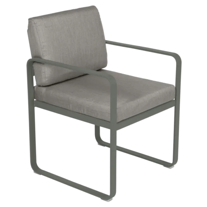 Fermob Bellevie tuinstoel met armleuning met grey taupe zitkussen-Rosemary Korting