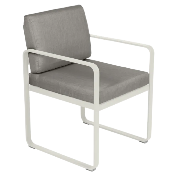 Fermob Bellevie tuinstoel met armleuning met grey taupe zitkussen-Clay Grey Koopje