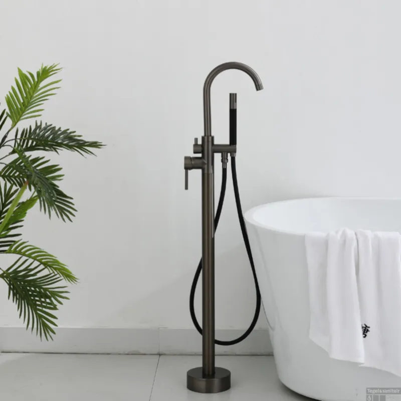 Vrijstaande Badkraan BWS Exclusive Pro Mat Zwarte Handdouche Gunmetal Betrouwbaar