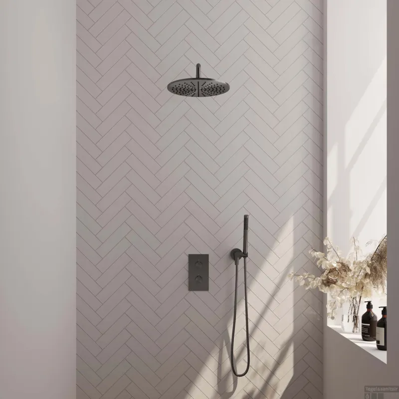Regendoucheset Inbouw Brauer Gunmetal Carving Thermostatisch 30cm met 3-Weg Omstelling, Gebogen Wandarm en Staaf Handdouche Geborsteld Gunmetal Beperkte Voorraad