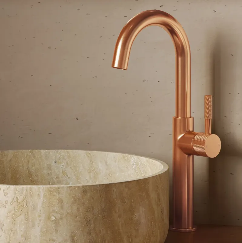 Betrouwbaar Saniclear Highriser Curved wastafelkraan geborsteld koper
