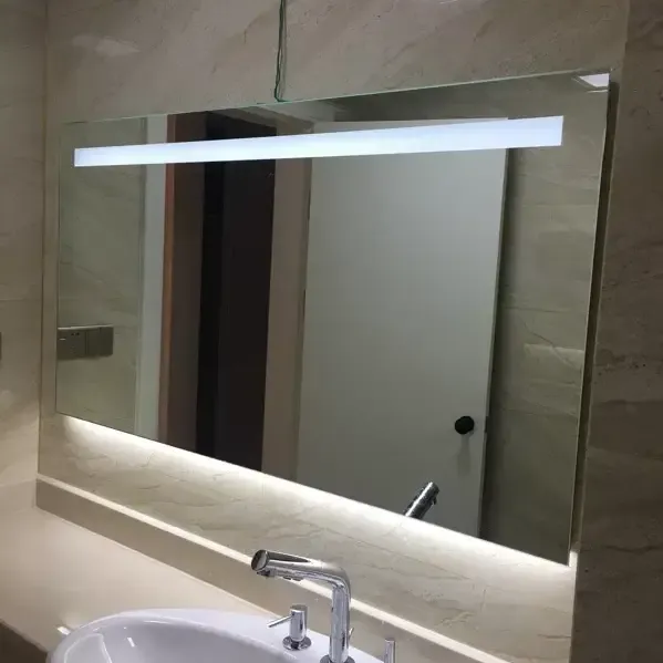 Direct Verzonden Lambini Designs Ambi spiegel met LED verlichting en onderverlichting 160x70cm